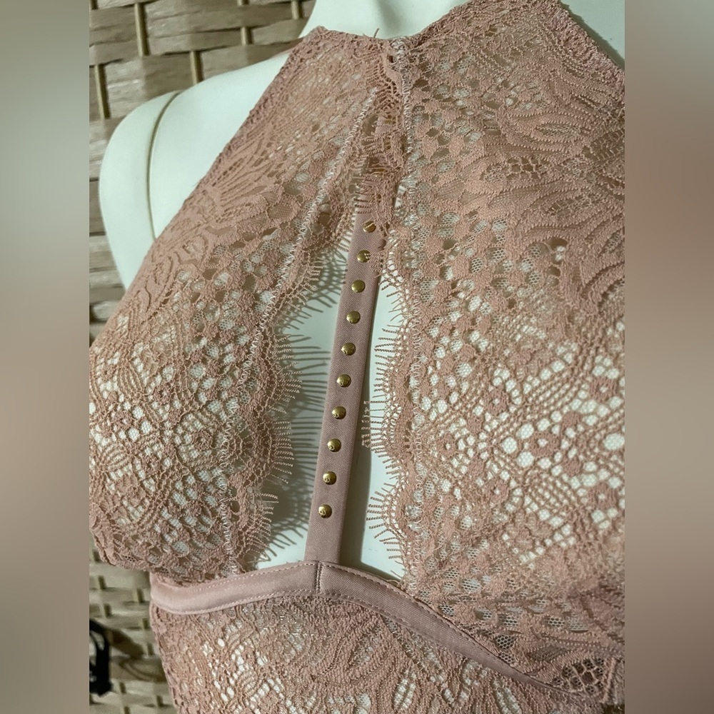 Victoria’s Secret Very Sexy Plunge Bra 34C Panty M NWT 🆕 Lingerie Set 🩷🩷 - Picture 15 of 16